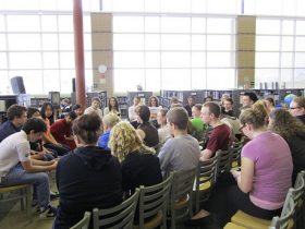Tips To Manage A Large Group Of People