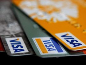 Students Face Crippling Credit Card Rates – Reasons To Stop Using The Debt Generators