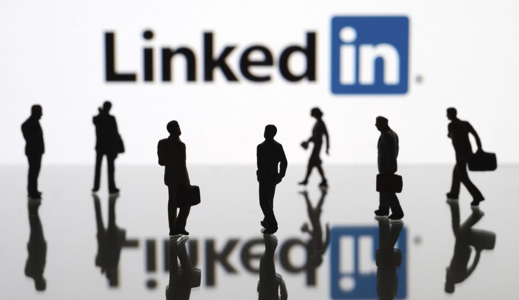 8 Mistakes Not To Make On LinkedIn Profile