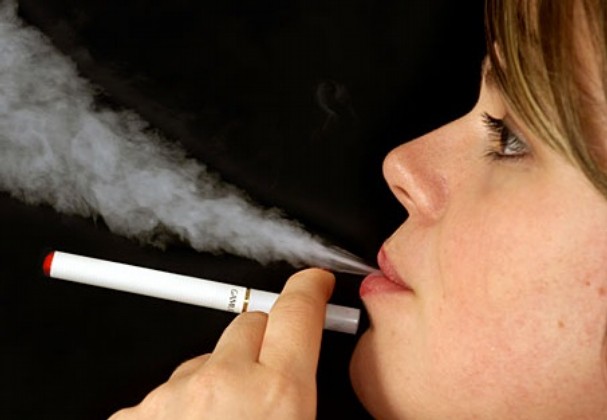 Electronic Cigarettes – How Are They Beneficial When Compared With Regular Cigarettes