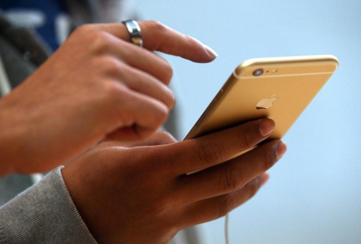 Apple 'iPhone 6S' Upgrading To 12-Megapixel Camera And Feature 2GB RAM