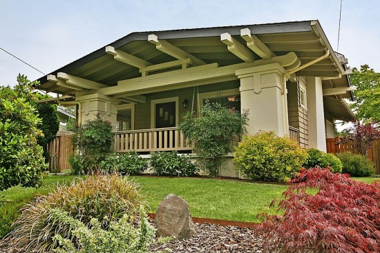 Ways To Improve Your Home's Curb Appeal