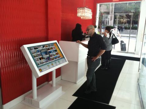 How Hotels Benefit From Self-service Kiosks