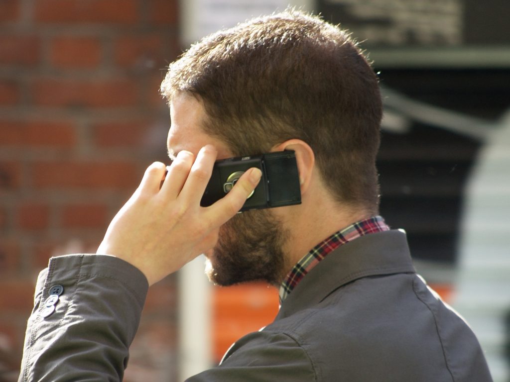 Tips For Limiting The Exposure Of Radiation Subjected To When Using Your Cell Phone