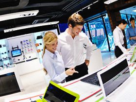 How Social Media Is A Great Support To Benefits The Consumer Electronics Industry