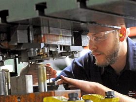 A Guide To Hiring A Metal Pressing Company