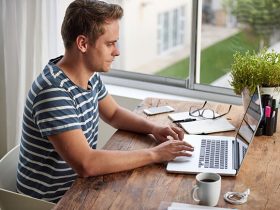 Freelancewriting - The Hot Showbiz Story