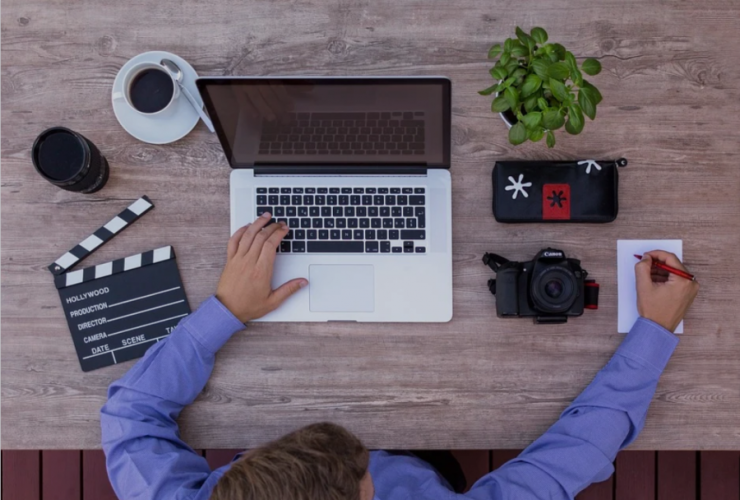 4 Work From Home Jobs You Can Set Up As A Student