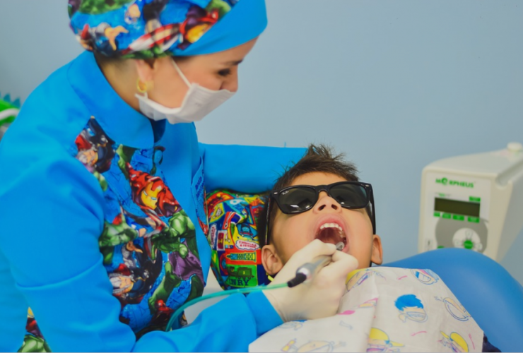 Quick Ways to Get Started In A Career In Dental Care