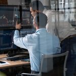Landing A Career As A Professional Stock Broker