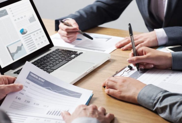 4 Software Tools That Can Help Your Business Run More Smoothly