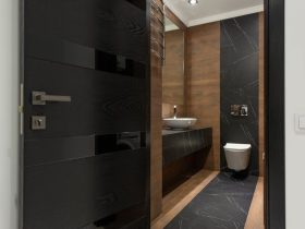 Having Toilet Problems? Here's How A Plumber Can Benefit Your Home