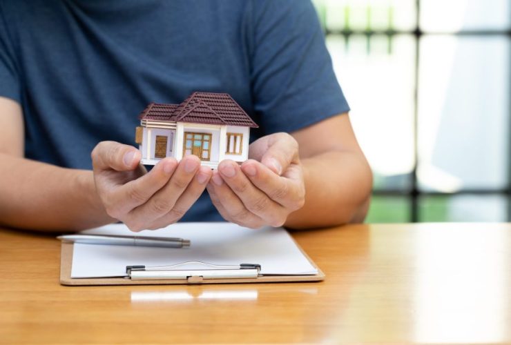 The Advantages to Refinancing Your Home
