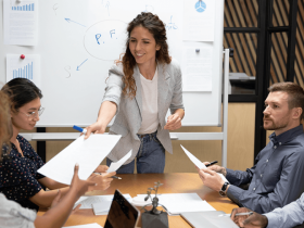 How to Pitch Marketing Services to Small Businesses