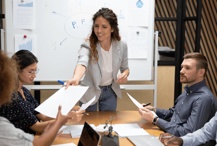 How to Pitch Marketing Services to Small Businesses